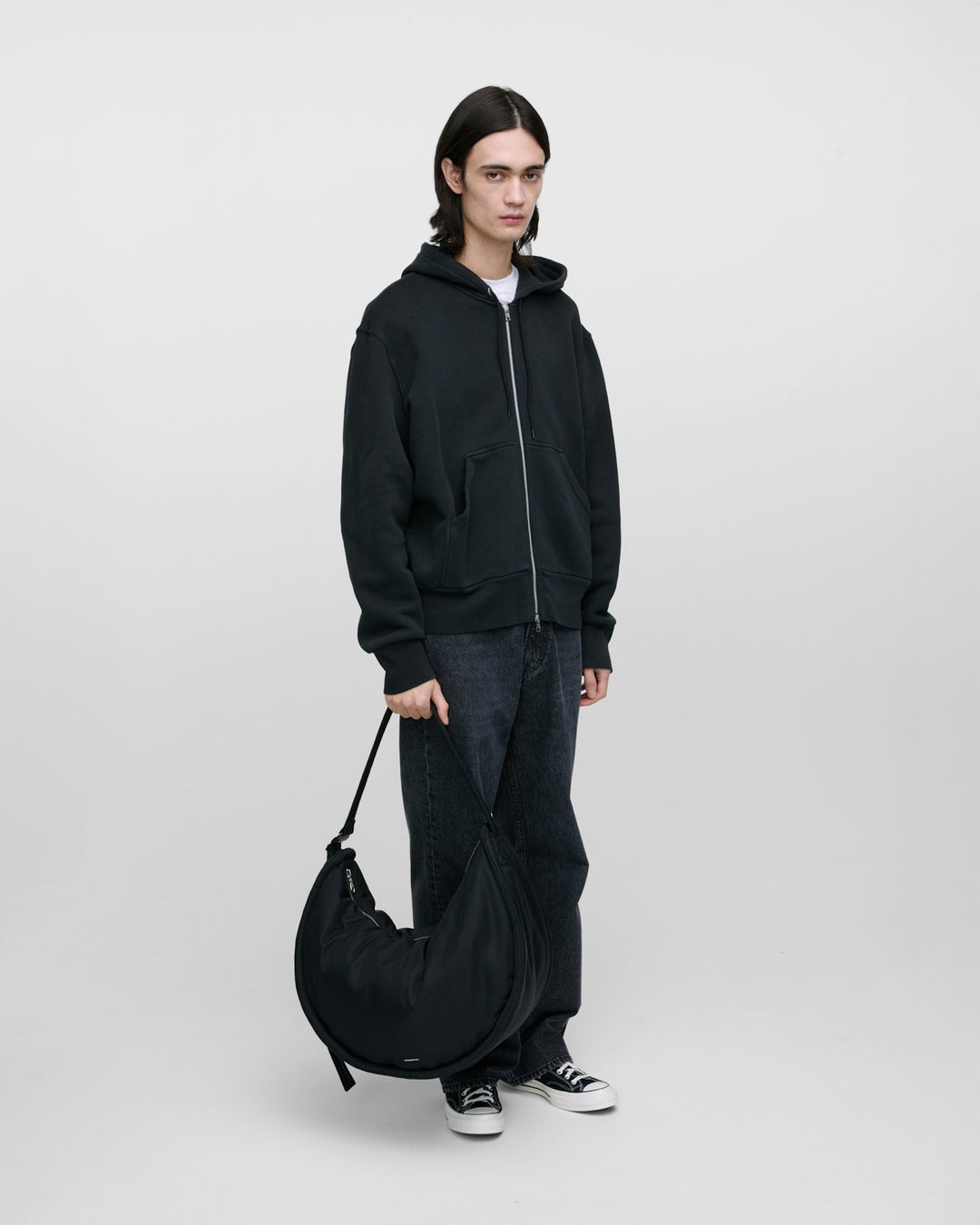 Curve Crossbody Bag Round Large Black