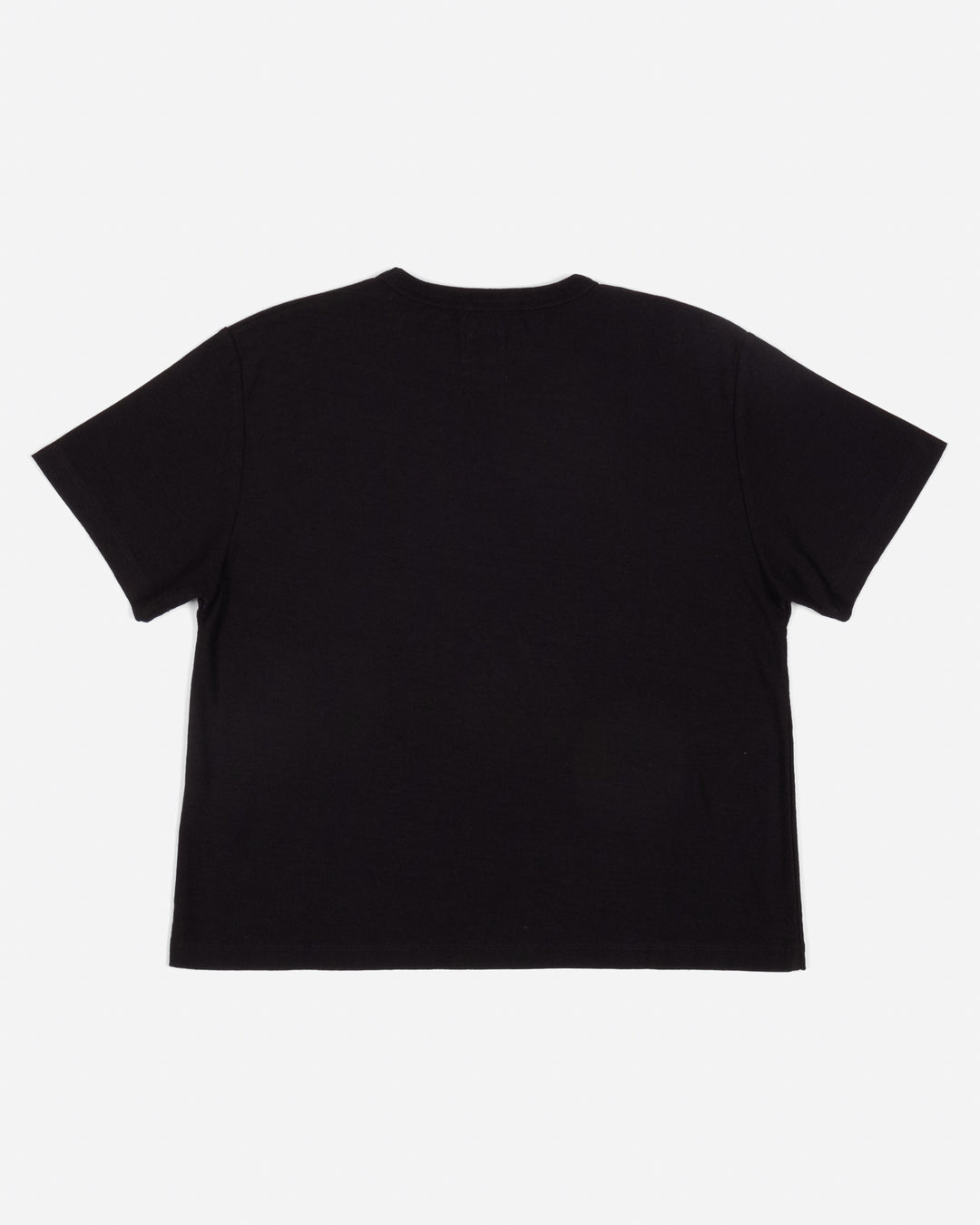 x ケイティ・トムリンソン • ポケットTシャツ ブラック