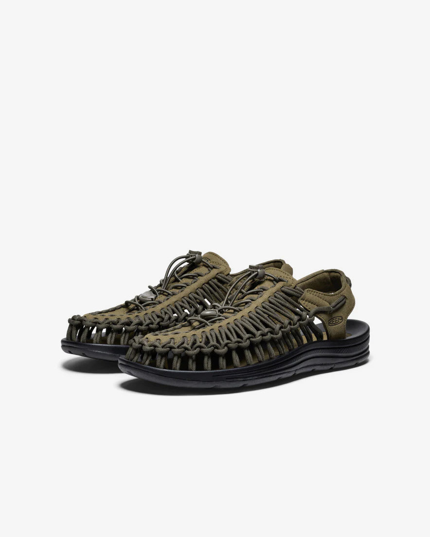 KEEN Men's Uneek : Dark Olive/Black