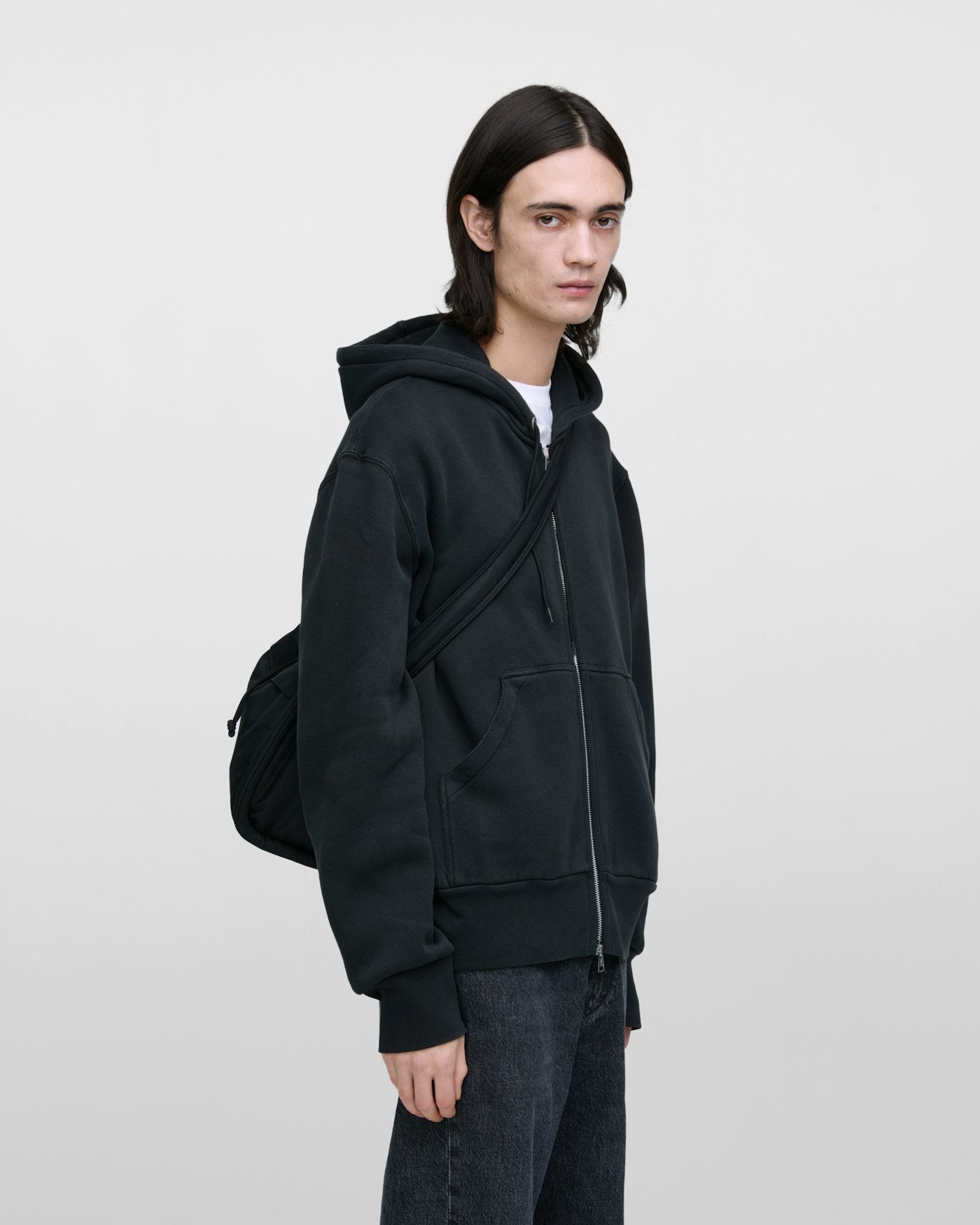 Curve Bucket Bag Black