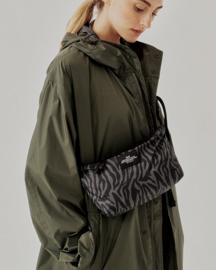 Fannypack Crossbody Polyester Oxford Zebra Green