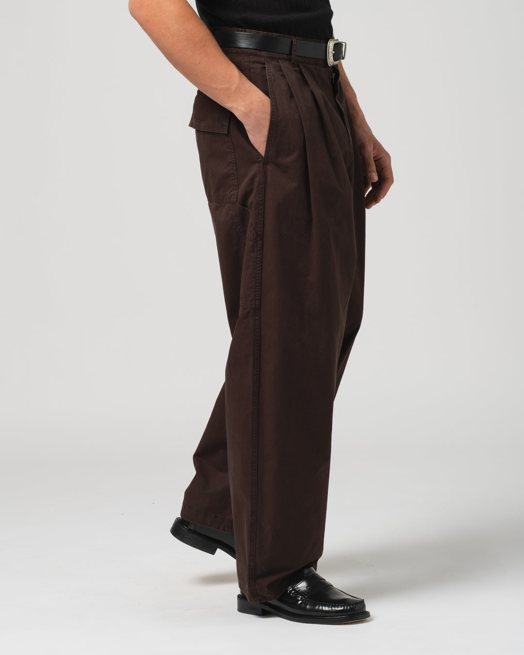 Ambassador Pants Crispy Cotton Coffee Brown