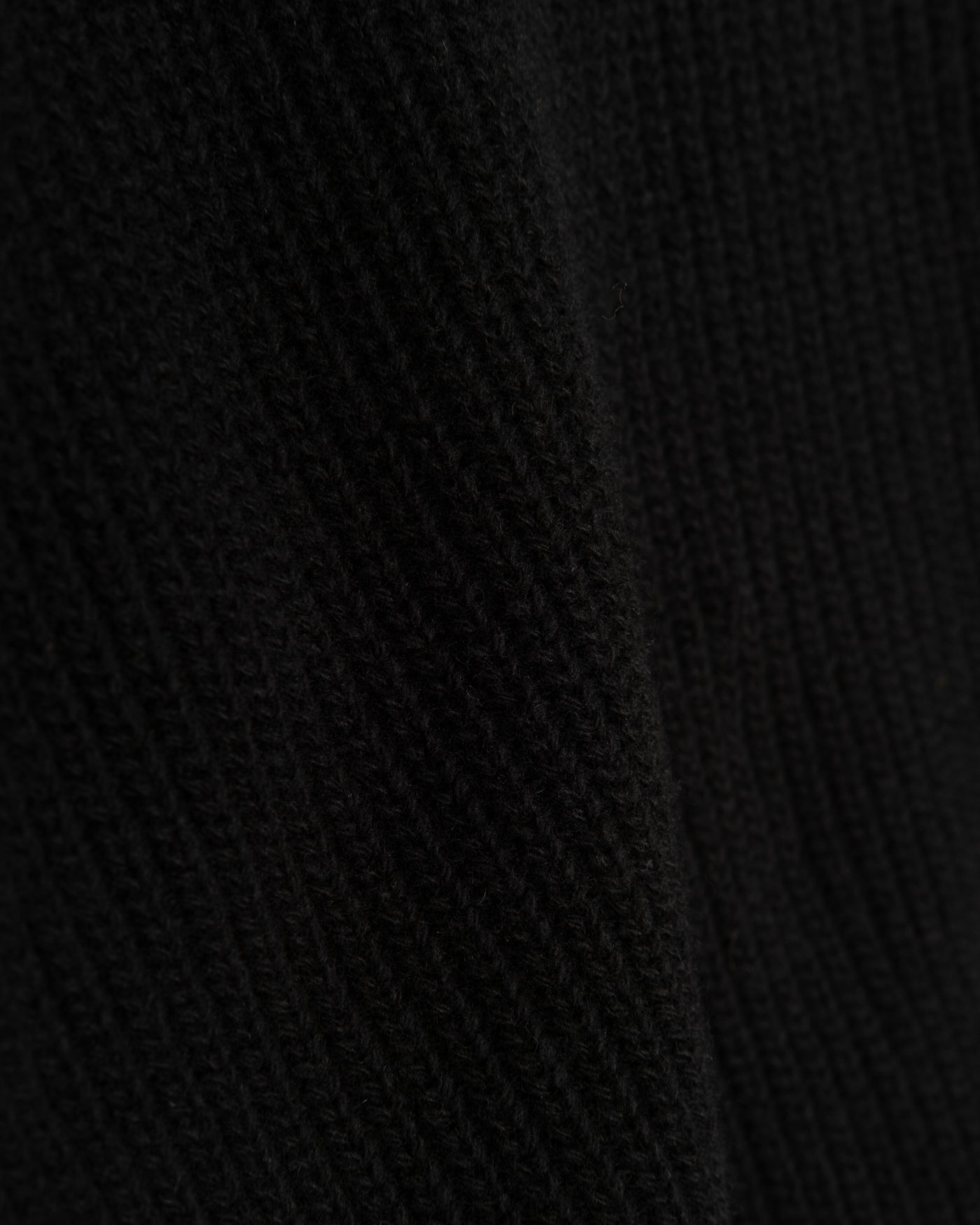 Fly Deck Sweater Yarn Delta Black