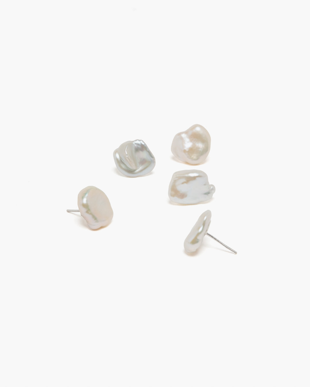 Sara Roegiers Baroque Pearl & Silver stud Earring