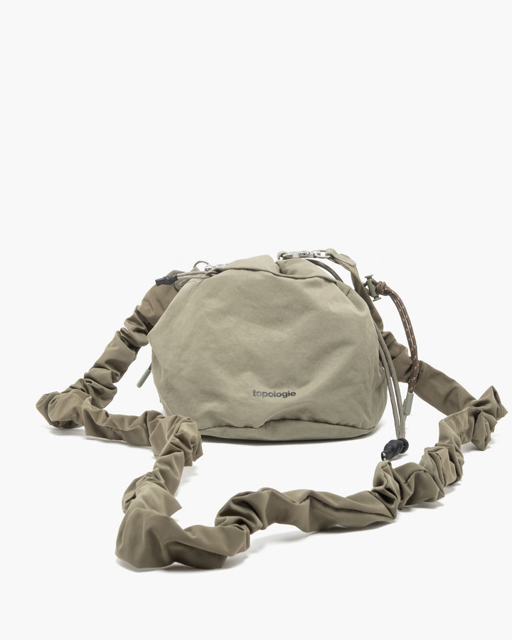 Topologie Wares リバーシブル バケットバッグ モスグリーン + バンジー ストラップ モスグリーン