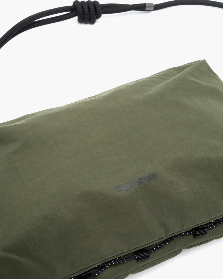 Topologie Wares ボトルサコッシュ ラージ ディープフォレスト + 8mm ロープストラップ ブラック