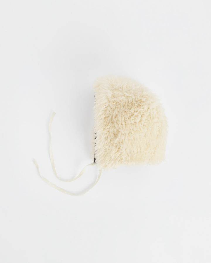 カグール アラスカ フラフ エクル