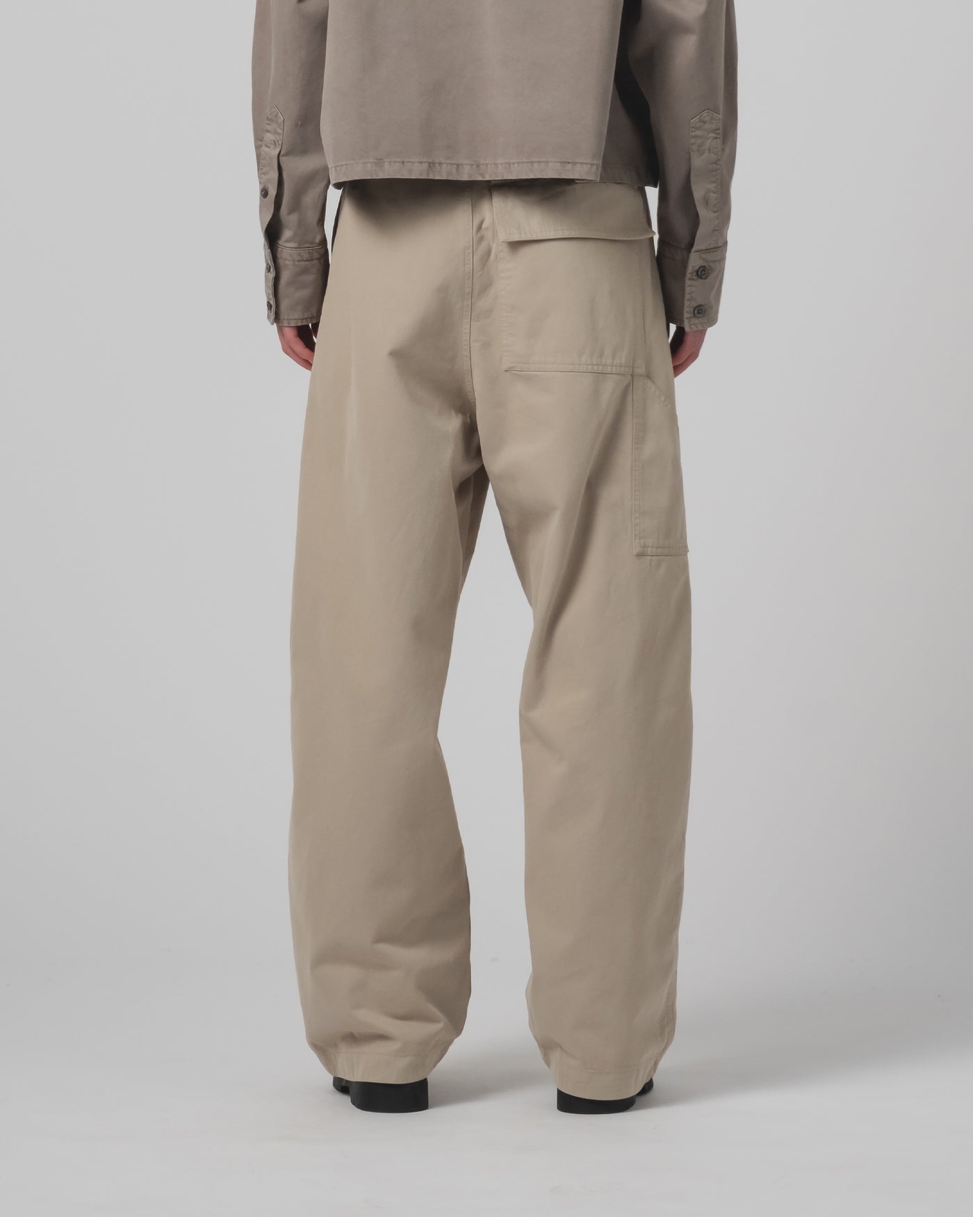 Ambassador Pants Gabardine Satin Oyster