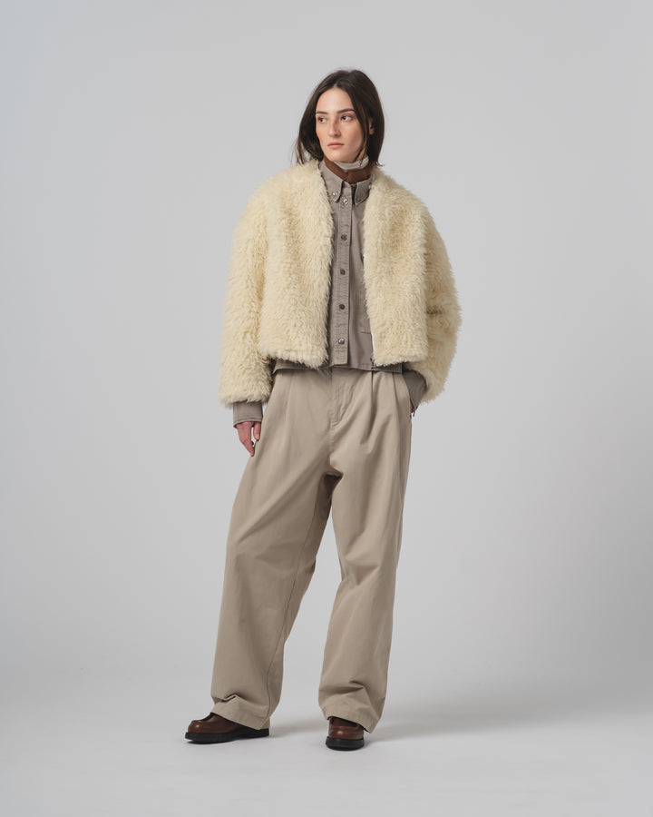 アンバサダーパンツ ガバーディンサテン オイスター