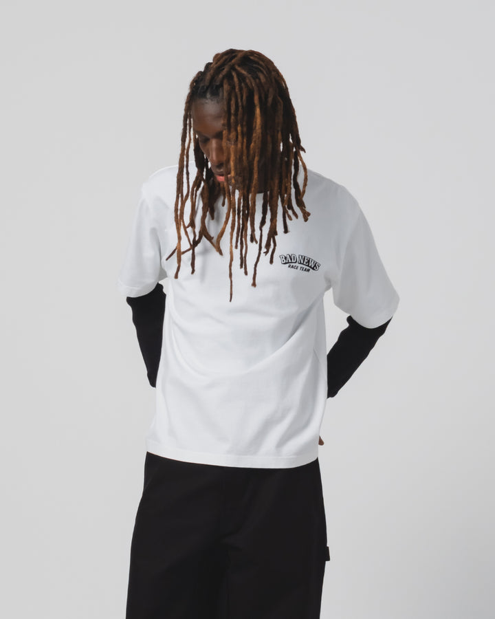 バッドニュースTシャツ オープンエンド ホワイト