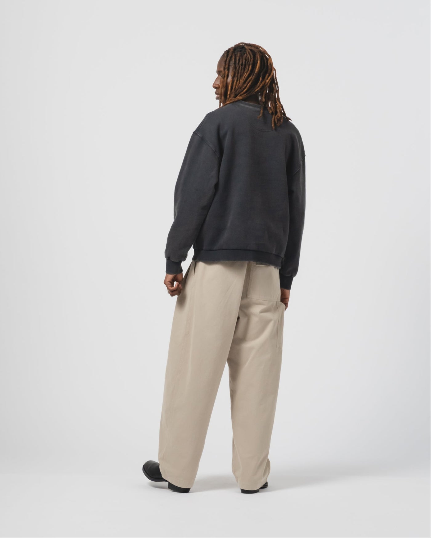 Detroit Sweater Basic Fleece Washed Black