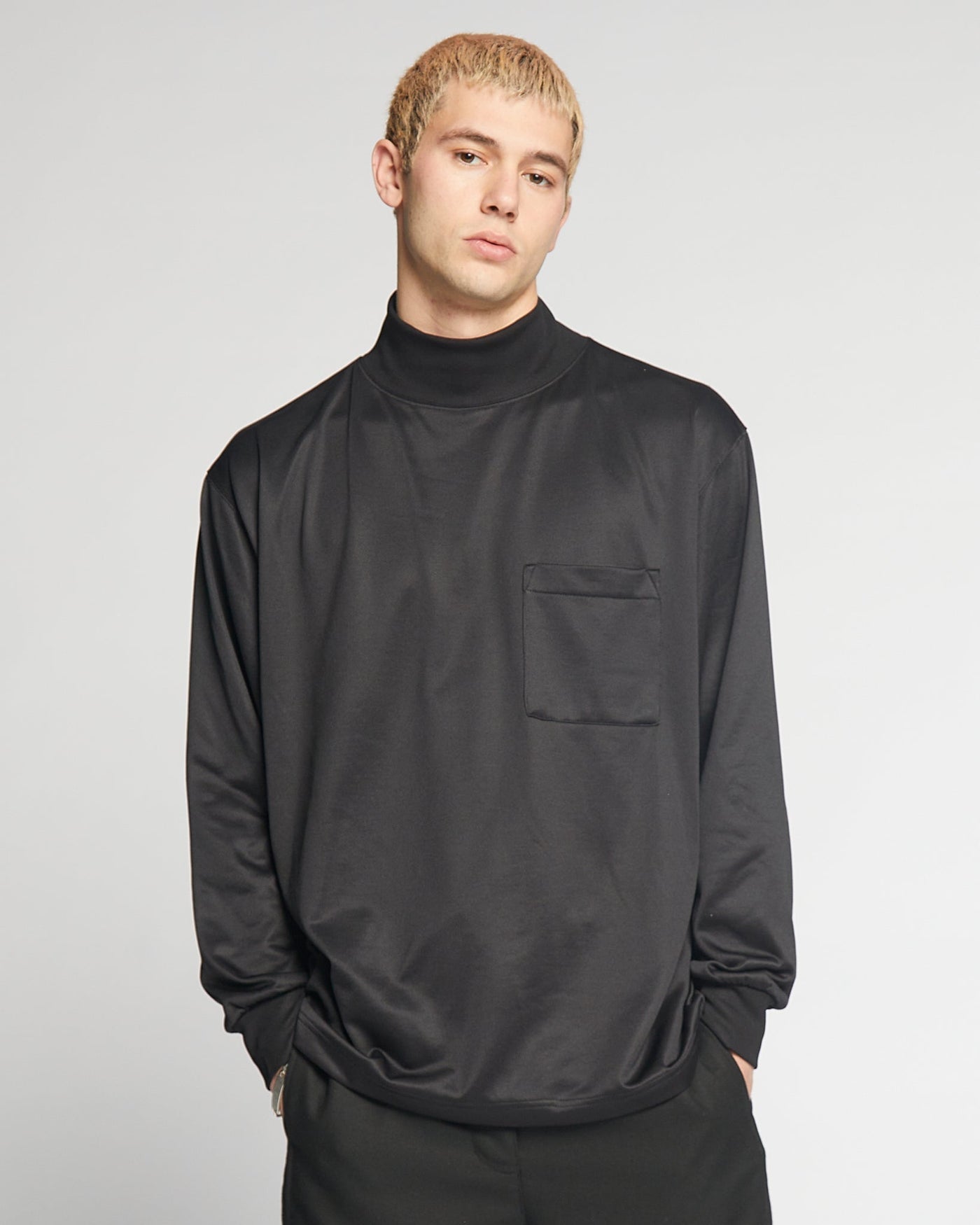 Liam Sweater Bronx Fleece Black