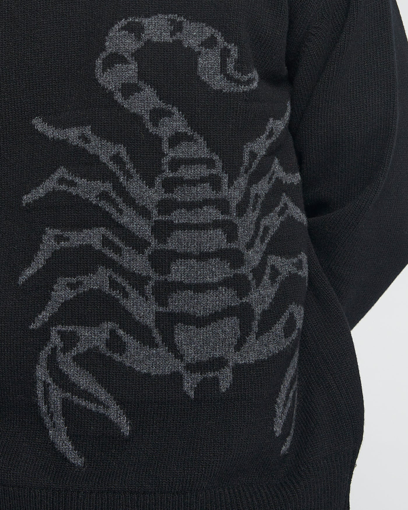 Scorpio Sweater Delta Black