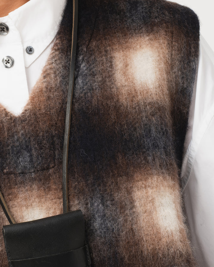 G.o.D Vee Vest Felted Check Sepia / Cream