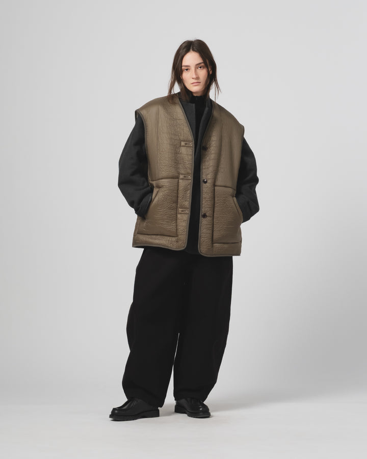 GoD Ridge Vest Piumino ナイロン製 フォッシルグリーン/オフホワイト