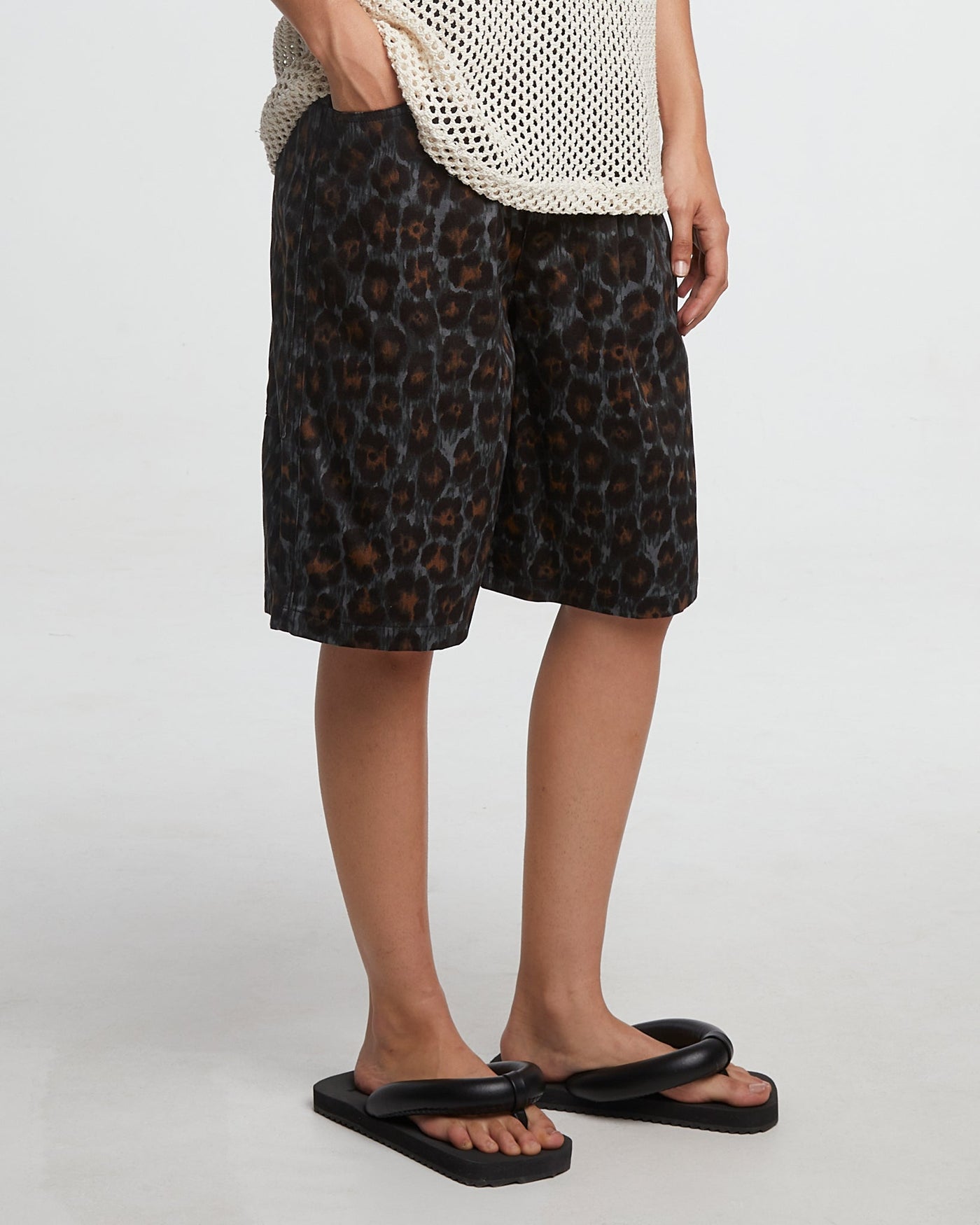 G.o.D Bermuda Jaguar Cotton Smoke