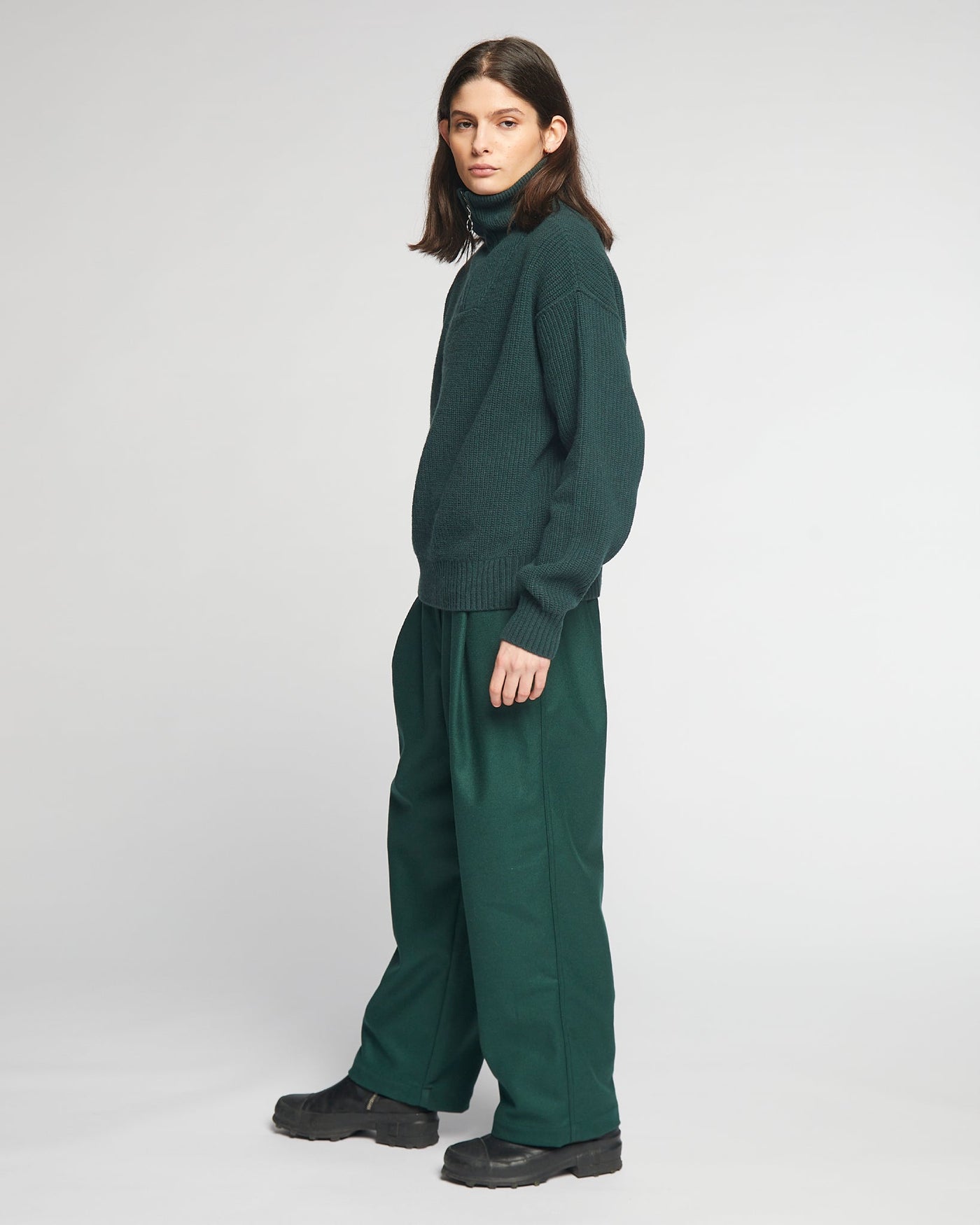 G.o.D British Worker Pants Compact Wool Bottle Green