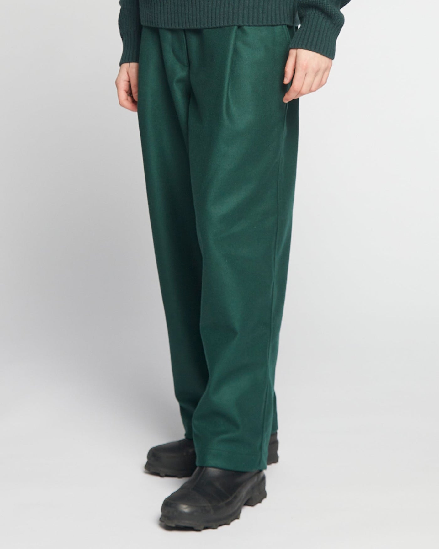 G.o.D British Worker Pants Compact Wool Bottle Green