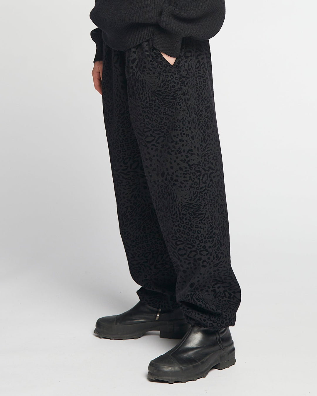 G.o.D Desert Pants Leopard Wool Black
