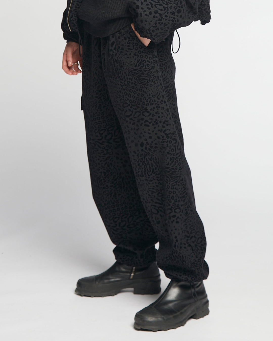 G.o.D Desert Pants Leopard Wool Black