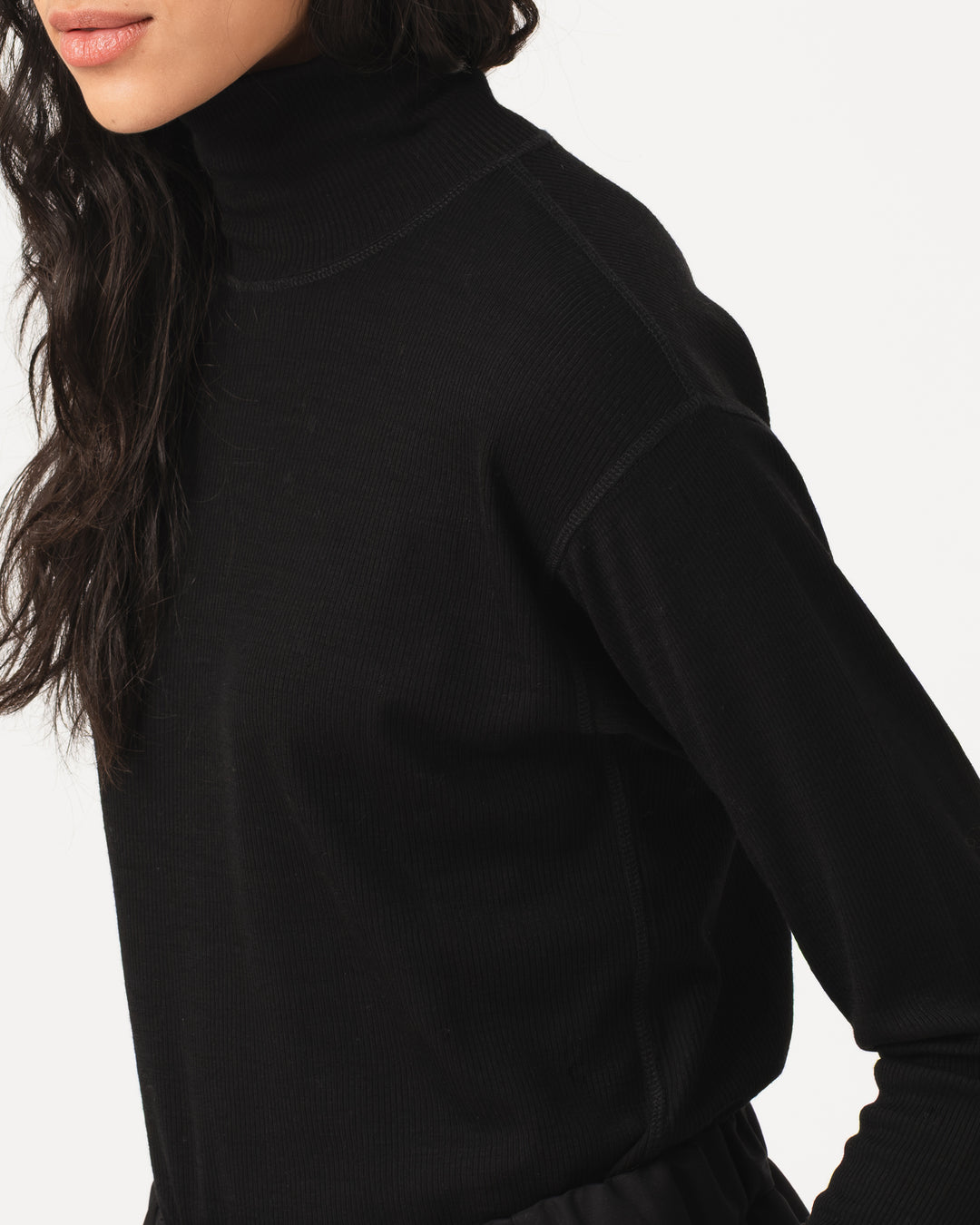G.o.D Turtle Neck Rib Wool Black