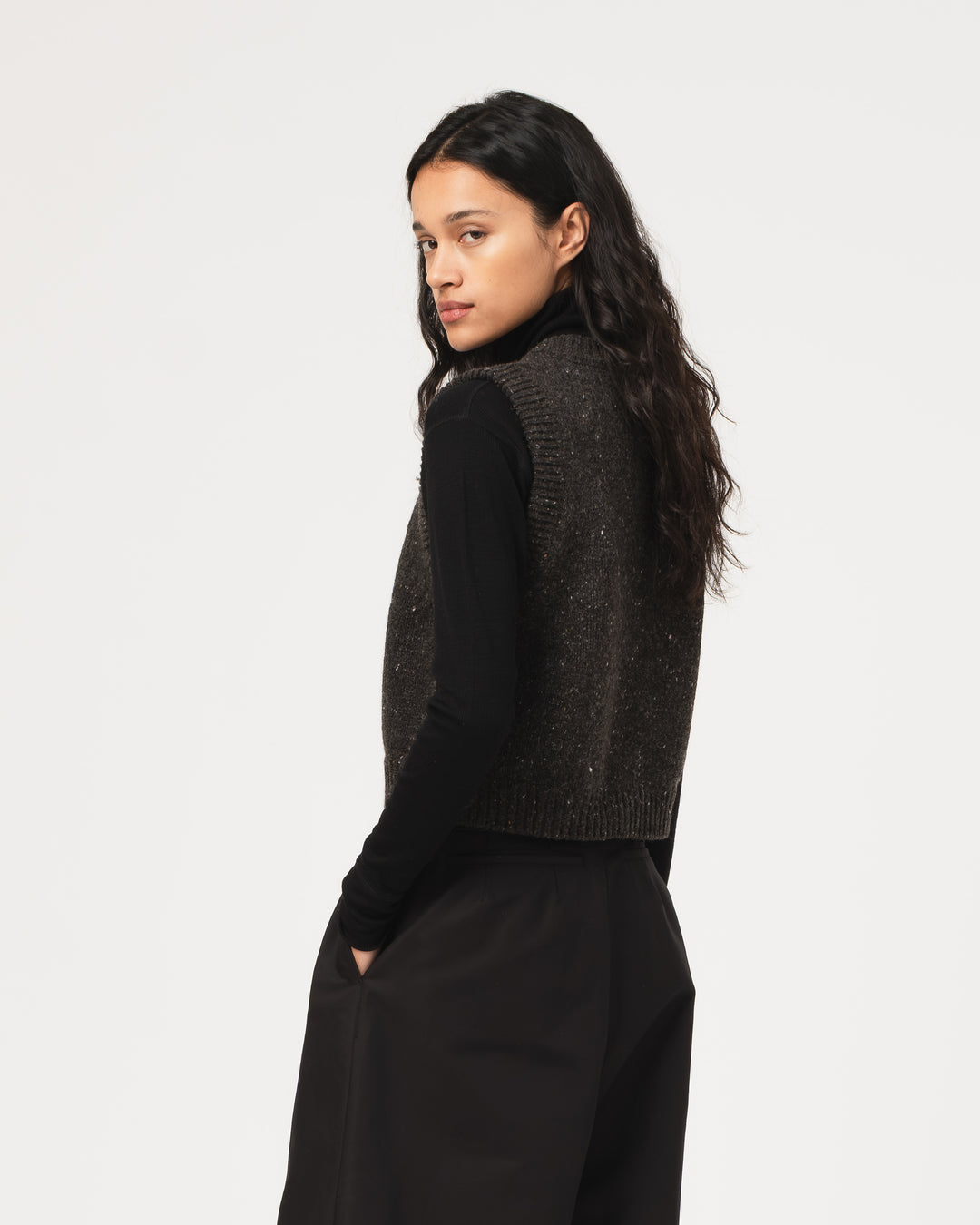 G.o.D Welsh Vest Neppy Wool Asphalt
