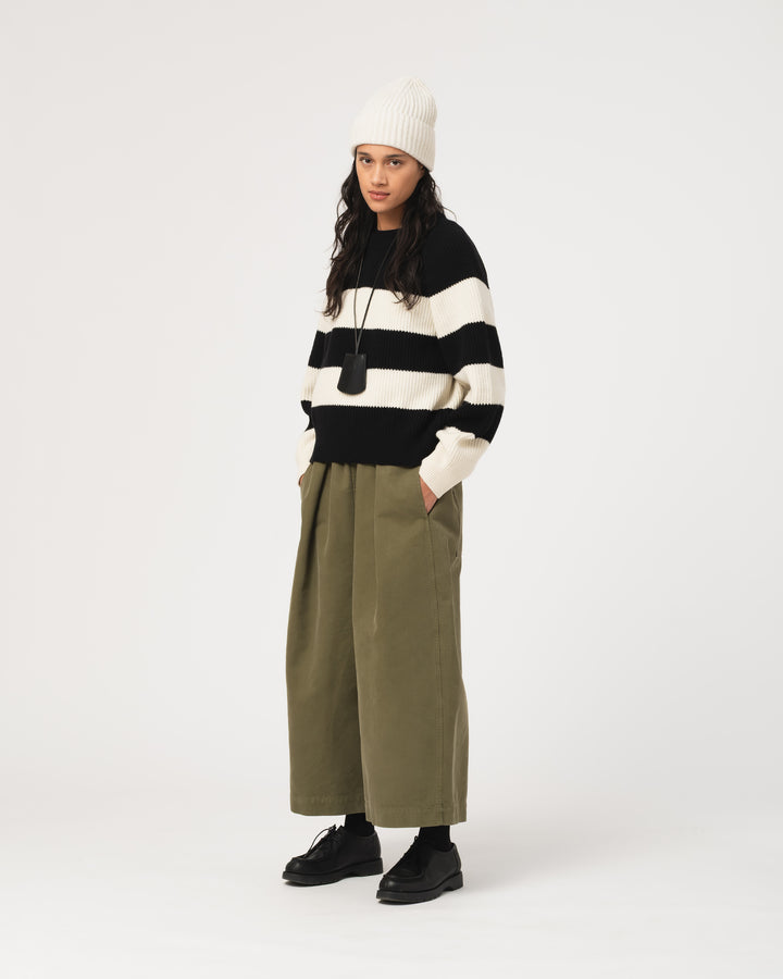 G.o.D Puddle Sweater Delta Yarn Off White / Black Stripes