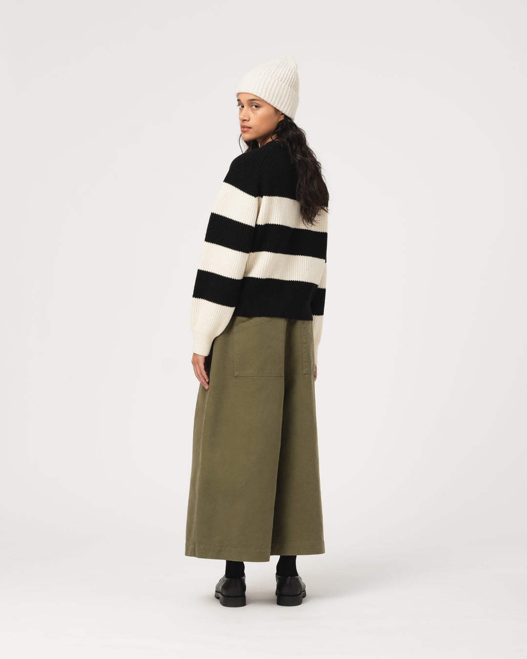 G.o.D Puddle Sweater Delta Yarn Off White / Black Stripes