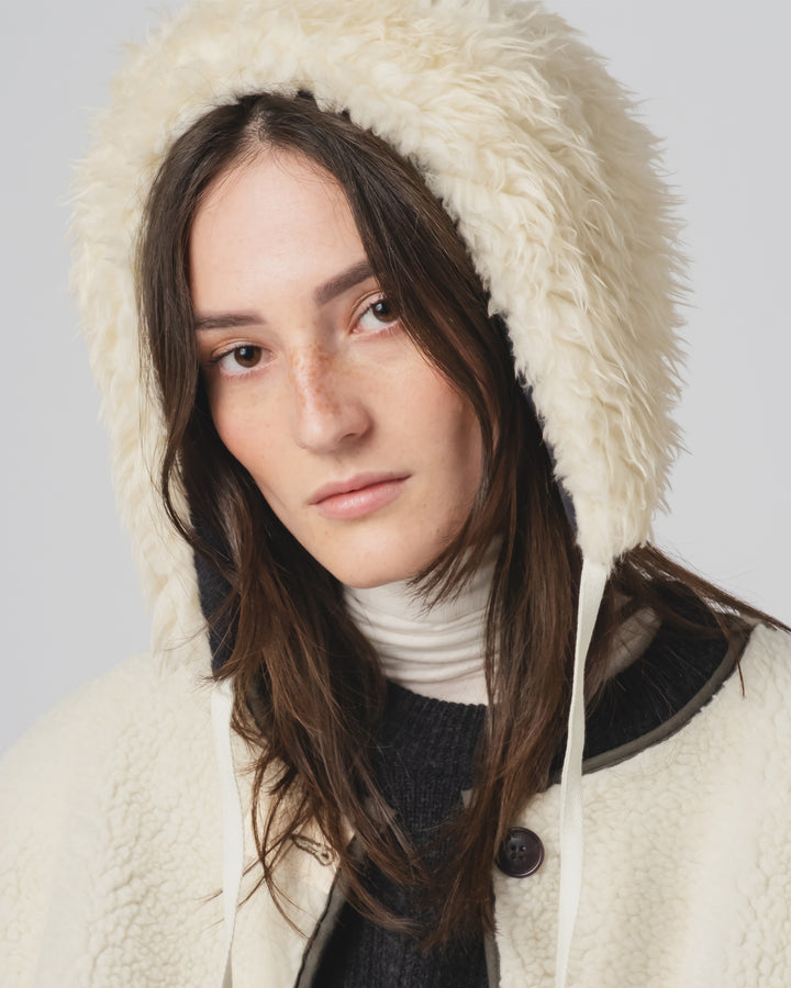 カグール アラスカ フラフ エクル