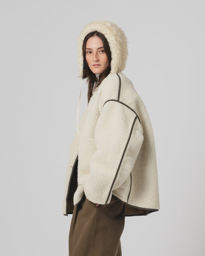 カグール アラスカ フラフ エクル