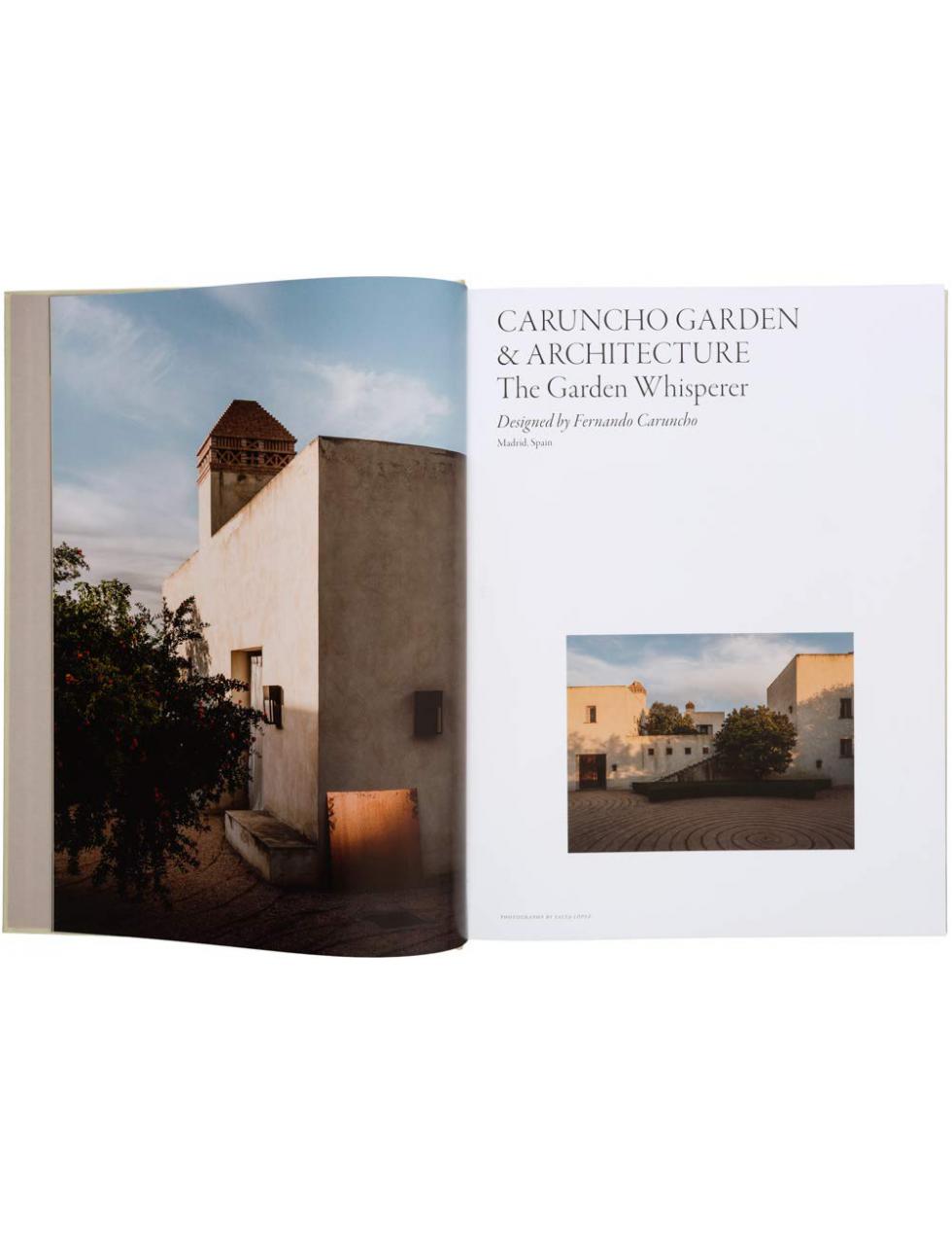 Book: LIVING IN - Modern Masterpieces Of Residential Architecture