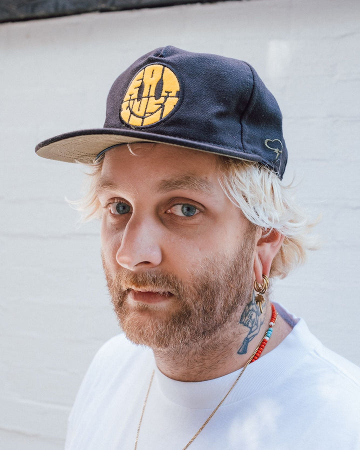 TAC x Eat Dust スマイリー キャンバス コットン ブラック