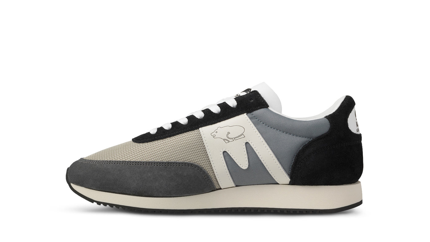 Karhu Albatross 82 - Gunmetal / Lily White
