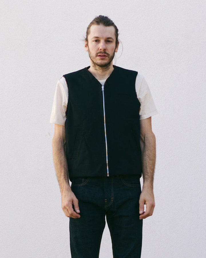 Deck Vest Bedford Cords Black