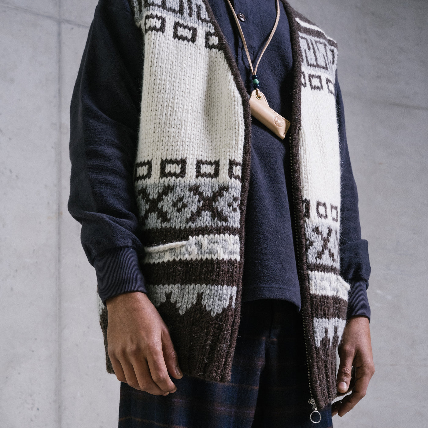 Cochiwan Vest Alpaca Wool White/Brown