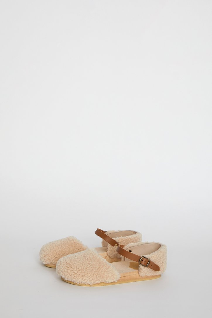 N0°6 Starr Shearling Clog on Bendable Flat Base in Natural