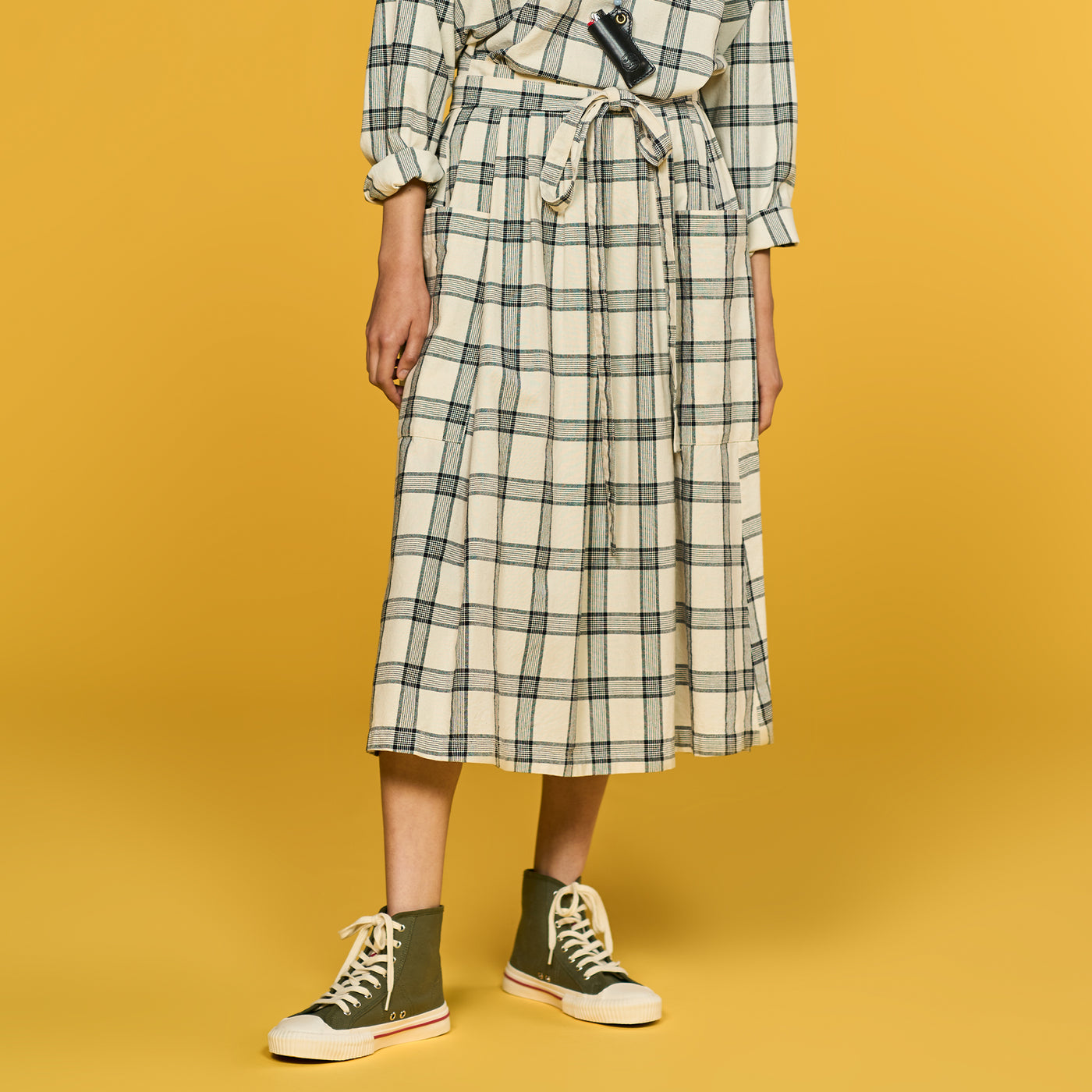 G.o.D Prairy Skirt Karlani Check Off White & Black