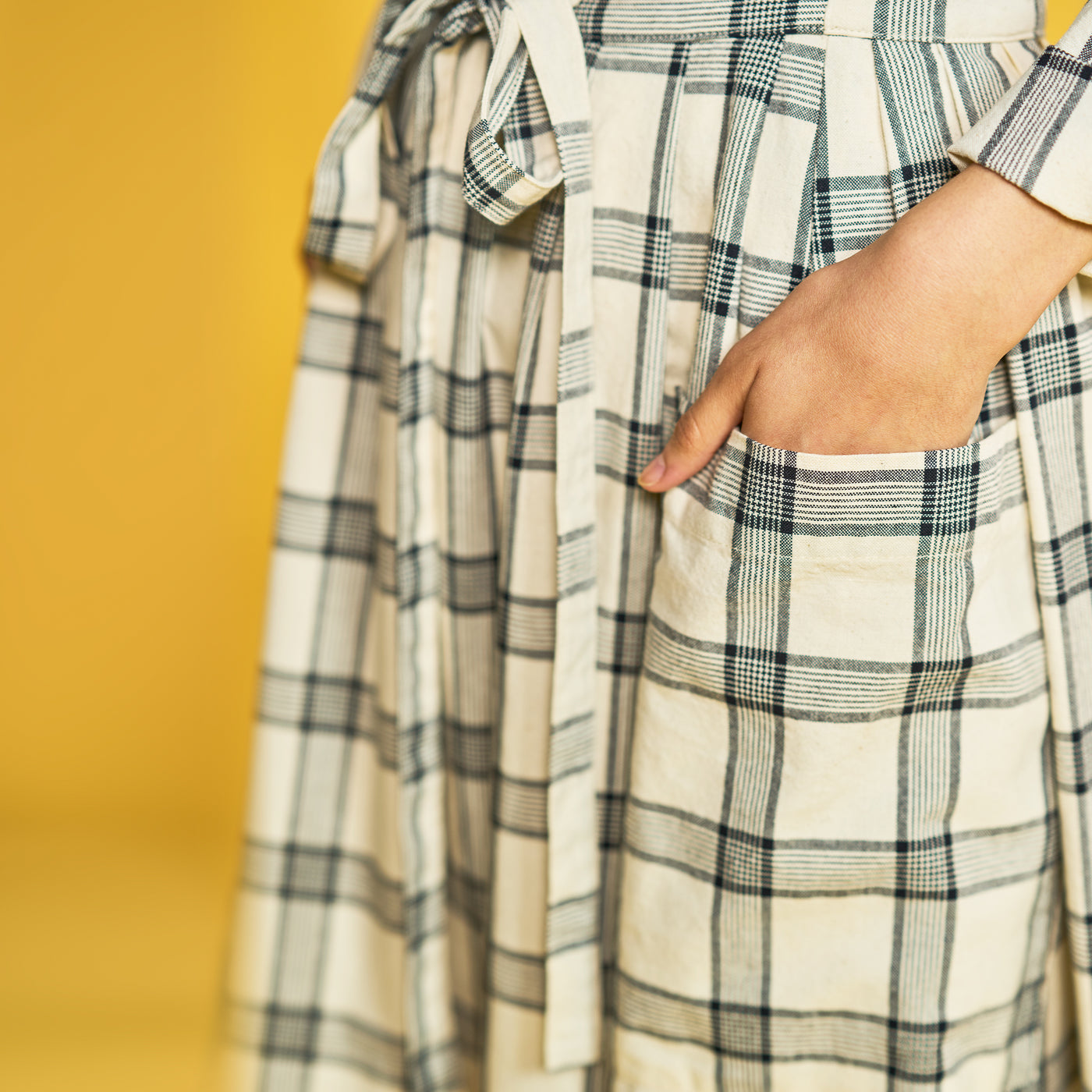 G.o.D Prairy Skirt Karlani Check Off White & Black