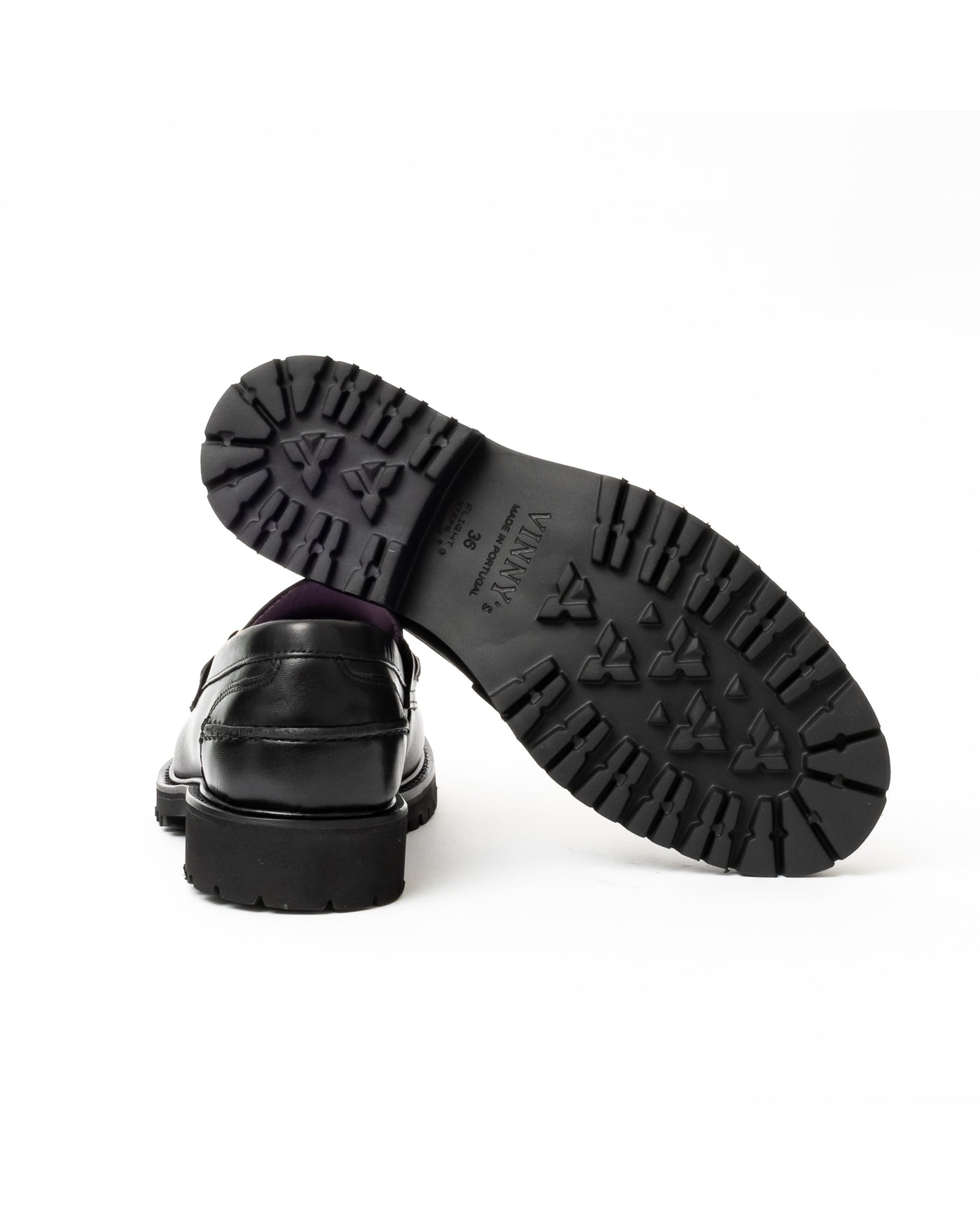 Vinny's Le Club Snaffle Bit Loafer Black Crust Leather